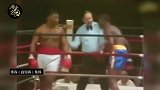 这就是泰森的凶狠暴击，直接将对手打飞出去
