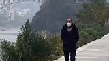 戴上了护嘴更有气势了