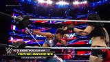 WWE：贝莉遭茹比莱尔特单臂摔 莎拉和丽芙借机嘲讽
