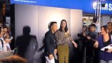 甄子丹片场庆生“血迹斑斑”与谢霆锋搭档满身伤疤，真是让人心疼