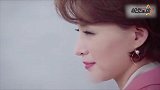 董卿早年青涩旧照曝光，短发圆脸显清纯