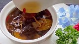 跟黄磊做海鲜菌菇汤，太好喝了