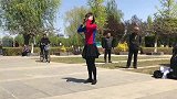 兄妹跳火了，吉特巴广场舞