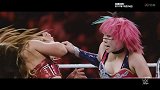 WWE-17年-慢镜头看比赛：明日华战胜艾玛延续不败神话-专题