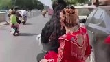 百年修得同船渡，漏水的船不渡也罢