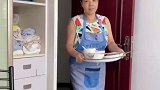 女子怀孕，婆婆一日三餐端床边伺候