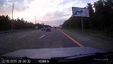 翔哥说车-20161108-女司机强行加塞被撞