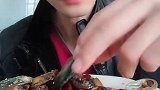 吃货吃小鲍鱼，肉嫩味香鲜美可口，好吃！