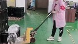 所有人都下班了，只有我一个人