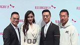 Angelababy带儿子与婆婆吃饭，关系融洽再破离婚传闻