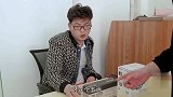 小伙买了一个智能导航，这导航报的语音一次比一个有趣
