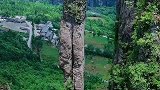 湖北“一炷香“，天下第一神香，高150米，最小直径4米