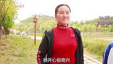 短剧：公园玩手推车游戏，爬得最快的奖励划船玩，燕子能拿第一吗