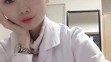 这位护士姑娘火了，不苟言笑的她，一旦笑起来，竟是四颗星呢！