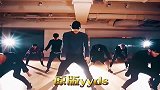 张艺兴：这是什么鬼？