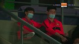 作壁上观！韦世豪谈笑风生 塔利斯卡高冷观赛