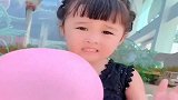 妈妈觉得丑想去整容，接下来闺女的回应把人逗乐了，好可爱