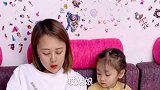 萌宝与妈妈的搞笑对话你是怕爸爸还是怕妈妈萌宝的回复绝了！