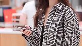 在街上遇到前男友和现女友在一起是什么感受？