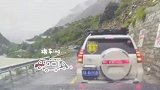 终于知道为什么堵车了，丰田大哥心态崩了啊