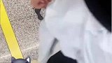 限量版跳舞机，地铁里的脚印还能这么用