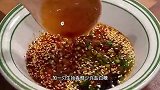 天气越来越热，下班不想做饭你就试试这道麻酱拌面，真的太爽啦