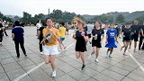 广场舞《相亲相爱一家人+明天会更好》动感对跳舞步，娱乐又健身