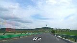 两口子旅游真省钱，住旅店吃饭挑最便宜的点，媳妇晚饭喝5碗汤