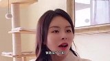 女儿剁手买了个包，听完价钱，老爸的血压直线上升