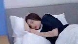 老公怎么能这么对我妹妹！