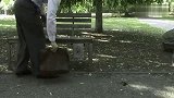 到底是谁发明共享椅子这破玩意