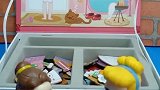小仙女说贝儿的拼图少了一个，不能把拼板给贝儿