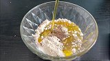 家常烙饼好吃有诀窍，做到关键3步，柔软多层不油腻，凉了也不硬