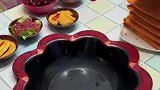 怕吃辣的我看到这个火锅底料，胃里马上有火辣辣的灼烧感