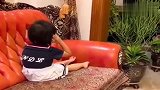 小情人打电话向爸爸告状，接下来爸爸的反应，让你知道老娘的地位