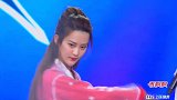 美女摘下面纱“神似”范冰冰，简直不敢相信，嘉宾们都来围观了！