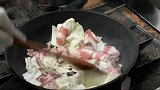 延边美食，辣炒年糕，色香味俱全