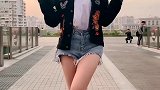 小姐姐的笔芯能击中你的心脏吗