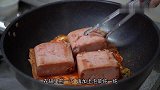 爸妈不在家，胖儿子做泡菜炖火腿，口味重到自己都吃不下去