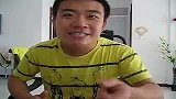 这哥们要面瘫了吧！