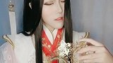 小姐姐cos天官赐福太子悦神，不愧是四大名景之一，帅气逼人！