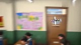 学生在教室玩飞机大战，正要决出胜负时，热辣班主任突然进教室了