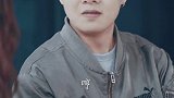 男朋友和男性朋友为什么不一样。因为立场不同，对待不同。记得艾特ta来