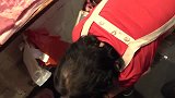 超小厨70元买三斤猪蹄，配上花生一锅焖，大块吃肉超过瘾，安逸