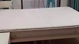中介打开衣柜后，发现房间竟然没有厕所