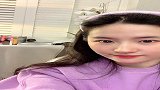 刘亦菲无聊在家玩自拍，素颜照样很美！