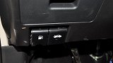 车内5个最难找的隐藏按键，很多老司机都不知道，你知道在哪吗？
