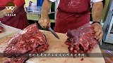 美国狂野露天烤肉，一次烤几吨牛肉，撕开吃油脂狂流！