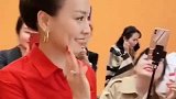 为了事业淡出娱乐圈，如今五十岁却活成别人羡慕的样子！