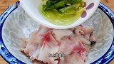 酸汤黑鱼片想要好吃，你就像我这样做，做法简单，酸爽开胃太香了